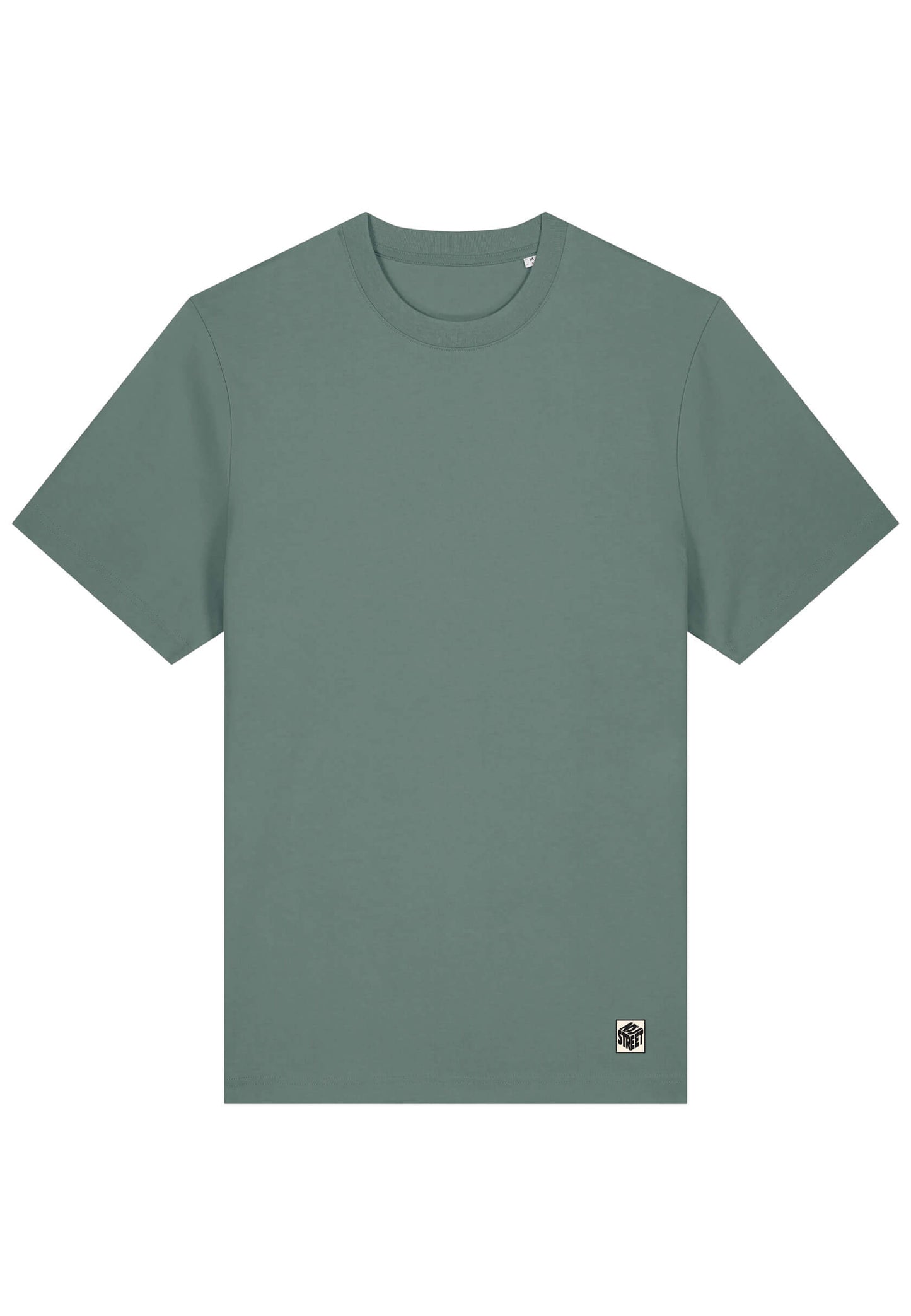 T-shirt élégant vert, étiquette avec logo brodé, streetwear sobre.