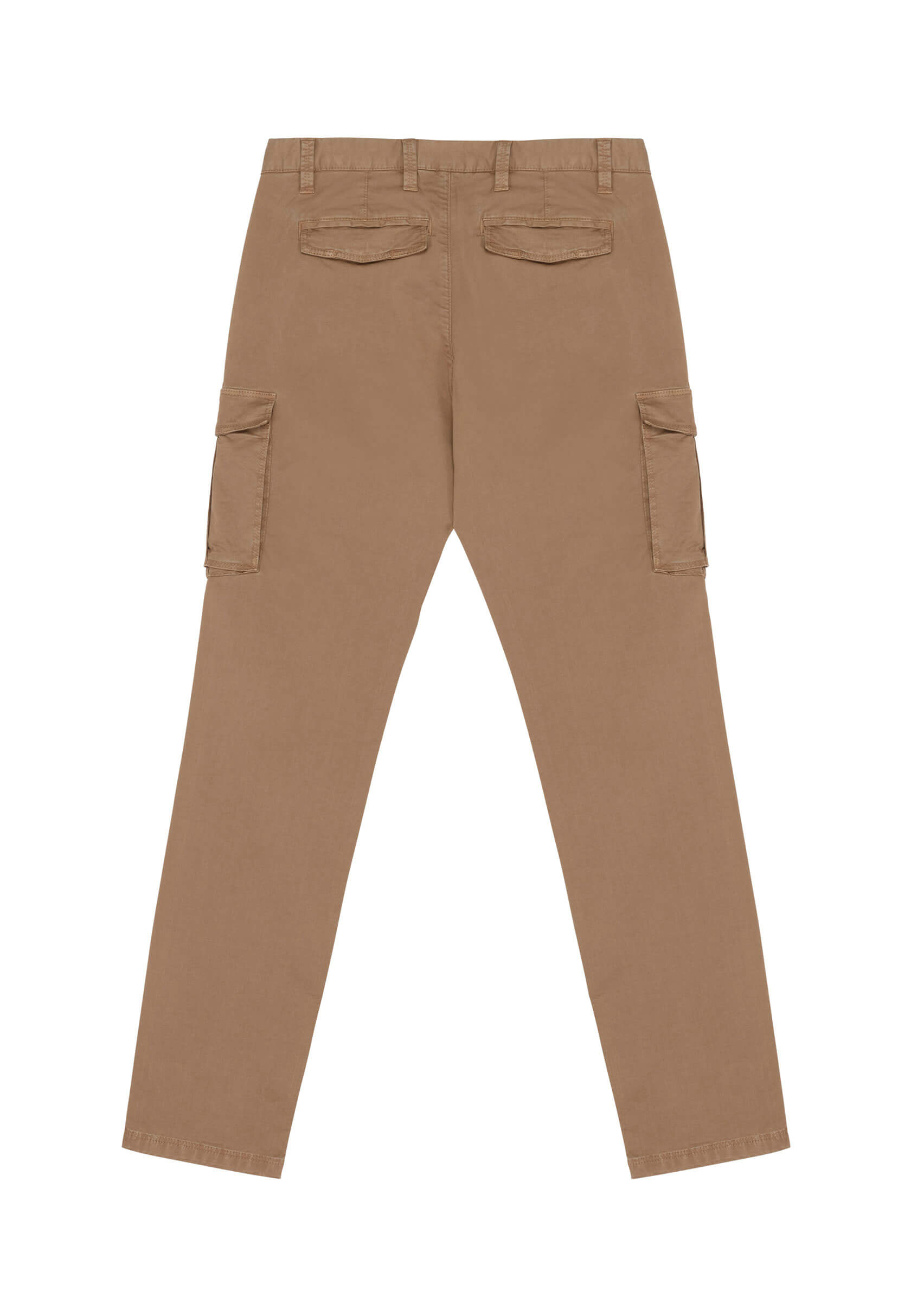 Dos du pantalon cargo marron, allure élégante et streetwear.