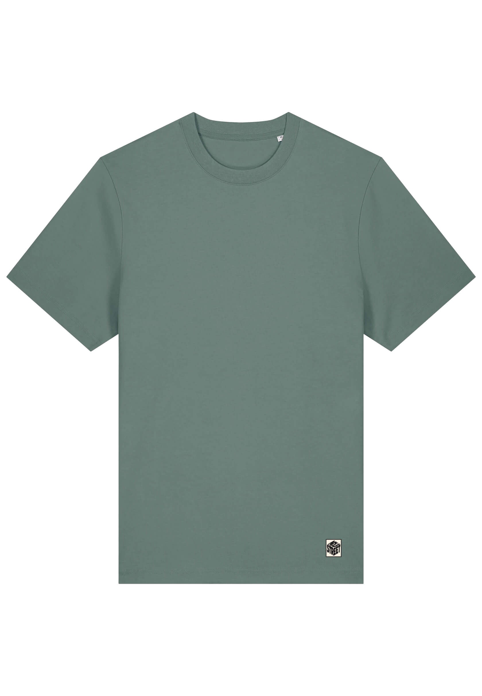 T-shirt élégant vert, étiquette avec logo brodé, streetwear sobre.