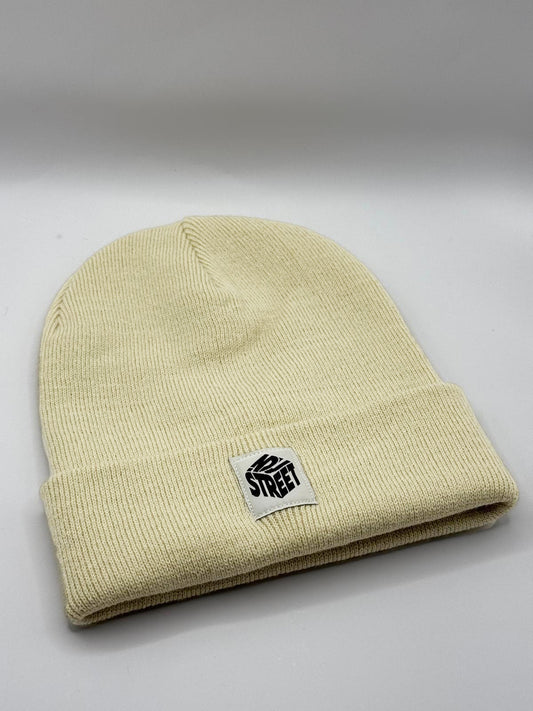 Bonnet beige avec étiquette logo brodé